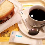 DOUTOR COFFEE Kachidoki Ten - あつあつﾊﾑﾁｰｽﾞ～2種のとろけるﾅﾁｭﾗﾙﾁｰｽﾞ～とﾌﾞﾚﾝﾄﾞｺｰﾋｰ