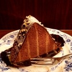 DOUTOR Seibu Shinjuku Kitaguchi Ten - ルーフチョコケーキ