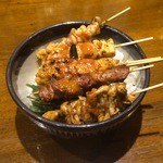 Kounoya Izakaya - シンプルな焼き鳥丼はお店の定番メニューです♪