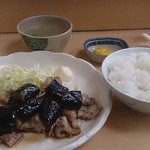 晃正 - ナスと豚肉のしょうが炒め定食（530円）