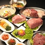 焼肉・ホルモン　極味屋 - 料理写真: