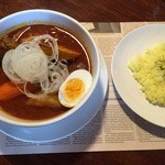 ルウォント - チキンスープカレー、900円です。