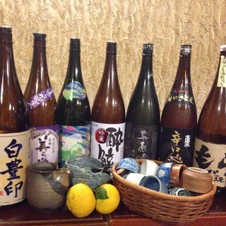 日本酒・焼酎多く取り揃えております