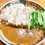 支那麺 はしご - だあろうりゃんめん