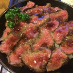 Balkan - ステーキ丼をドーン‼︎