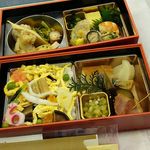 Shidashi Obento no Aji Nori Suminoehonten - 懐石小箱・極（春）2000円