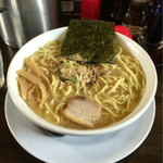 Ramen Unjarage - 塩とんこつnibo 麺ダブル 750円 チャーシューが…
                      