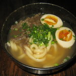 Men Kui Shubo Daishin Udon - 肉煮玉うどん