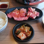 Yakiniku Juju Karubi Nagasaki Miyoshidana - 