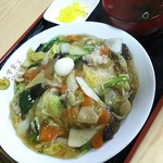 Daigaku Shokudo - 五目焼そば   750円