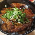 Tenchi Jin Sennichimae Ten - 豚丼(並)