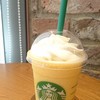 スターバックスコーヒー - ドリンク写真:16/08/19
再び、クラッシュオレンジフラペチーノ。
マンゴーオレンジは、オレンジがクラッシュではないのね、なのでこっちにした。