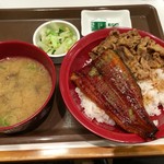 Sukiya Sendai Iwakiri Ten - 鰻牛と漬物とシジミの味噌汁のセット＠980円