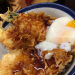 天丼てんや - 季節モノ。黒マヨ鶏天丼。イケる。