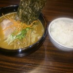 Jikaseimenya SAN Otaru Ten - 味噌ラーメン  770円  (大盛り無料＋ライス無料)