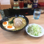 Yokohama Iekei Ramen Haruki Samezu Ten - 