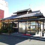 Torihei Shibukawa Ten - 和菓子屋、蕎麦屋？を思わせる店構え