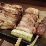 Sakagura Shinpu - 串５本盛　手羽・正肉・砂肝