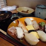 Sushi Oozu - 激安！　寿し定食￥６８０