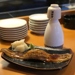 Sushi Izakaya Yatai Zushi Hakozaki Eki Mae Cho - 特大穴子の一本握り499円税別