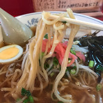 Tenryu Hanten - 細〜中位の麺。