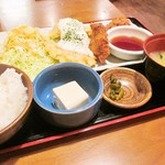 Teketeke Odakyu Machida Minamiguchi Ten - ミックス定食