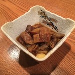 大衆居酒屋 呑福 - 牛すじ煮込み