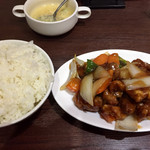 China's Kitchen Reika - 昼のランチ(酢豚)550円→680円へ