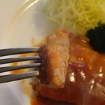 Bistro Sankanto - 厚切り豚肉のポークチャップ