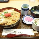 Toyokawa Hon Ten - 親子丼セット864円 茶碗蒸し付き