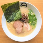 博多拉麺 KAZU - 料理写真:白とんこつ