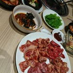 Kokusan Gyu Yakiniku Kuidon Higashichiba Ten - 