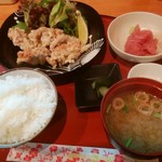 Meshi Dokoro Shii Shii Gangan - 鶏唐定食　800円