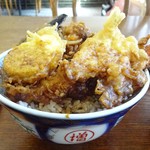 増田屋 - 天丼(横から)