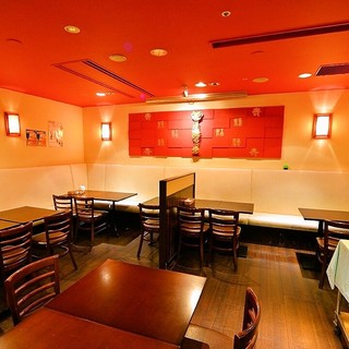 大小宴会向きの店内