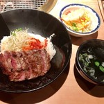 おおつか - ステーキ丼ランチ993円