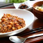 カフェ ジータ - 三種類の豆と牛蒡たっぷりの挽肉カレー