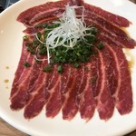 焼肉ソムリエ 萬樹亭 - ツラミ刺身