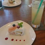 KEKU CAFE - 