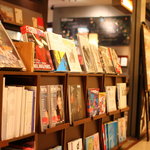 Cafe & Books Bibliotheque Fukuoka Tenjin - 