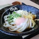 Hanamaru Udon Kurashiki Kojima Ten - 温玉ぶっかけ冷 牛丼小 620円 おでん大根 90円