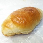 LINNA Harozu Kozimate - 塩パン90円 パン100円 