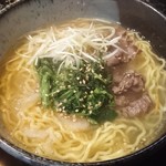 あみやき亭 - 焼肉屋の塩ラーメン/ハーフ