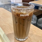 Doutor Coffee Shop Ionmorunatorimorisekinoshitaten - セットの「カフェラテ・アイス」には、ミルクとガムシロを加えて…