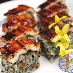 菊水鮓 - 料理写真:【菊水鮓名物】穴子棒すし。当店ではシャリの中に椎茸、青じそ、もみのりを混ぜております。ふっくら肉厚の明石穴子とこだわりのシャリ、ツメの一体感をお楽しみ下さい。