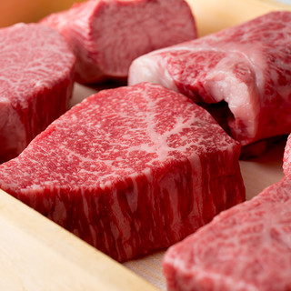 Enjoy carefully selected Wagyu beef to your heart's content