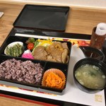 お食事処 そこそこ - 日替わり弁当500円