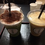 Saryo Itoen Seibu Tokorozawa Ten - 左 抹茶クリーミーラテ
                        右 ほうじ茶ラテ