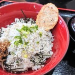 Yahata Tei Shirasuno Yahata Honten - 釜揚げシラス丼（並）