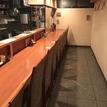 Sumiyaki Chicken Kababu - 店内はこじんまりとした…隠れ家的な空間